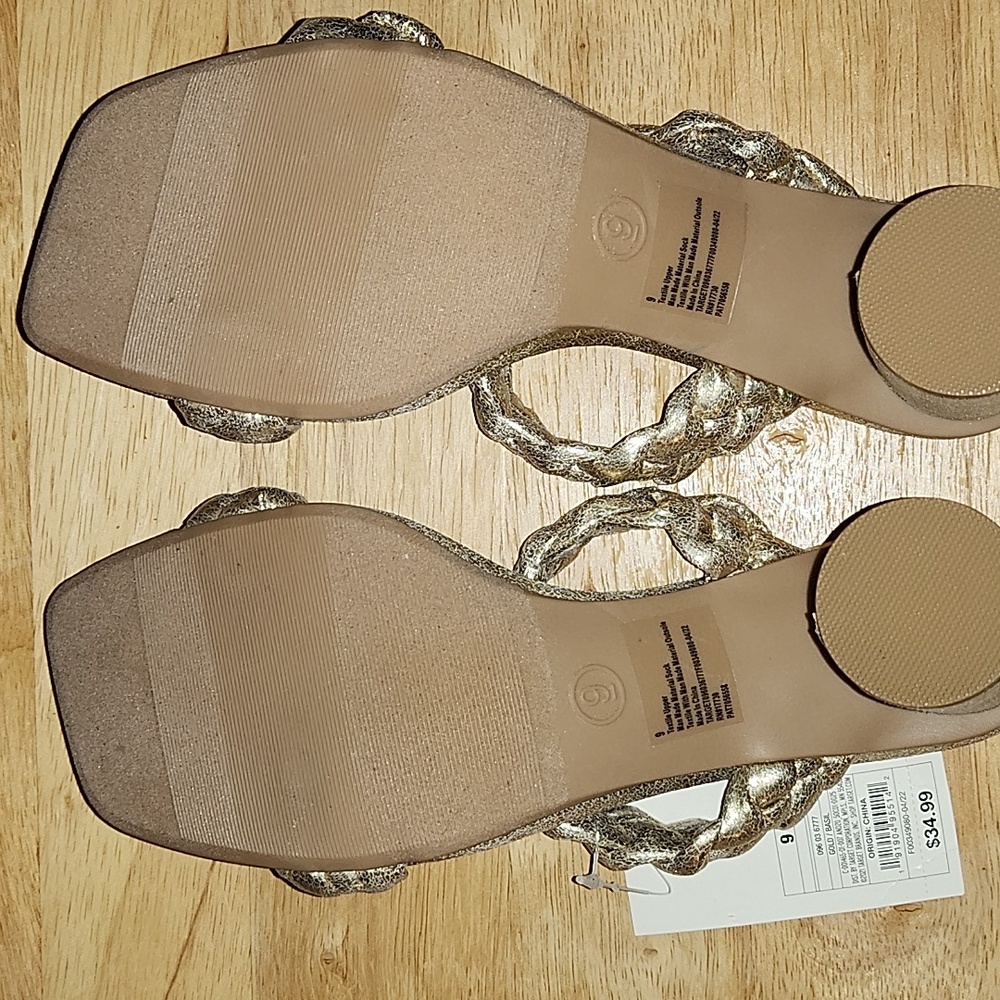 Women's Open Toe Sandals - Picture 4 of 4